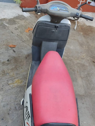 Imagen 5 de 13 de Piaggio Vespa Salute