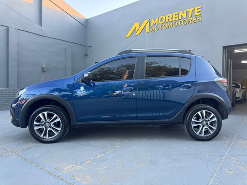 Renault Sandero Stepway Cab 2022- Juninautosmorente