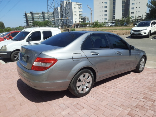 Imagen 22 de 25 de Mercedes-benz Clase C 1.8 C200 Avantgarde B.efficiency At
