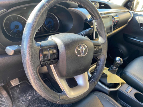 Toyota Hilux Srx Mt 6ta