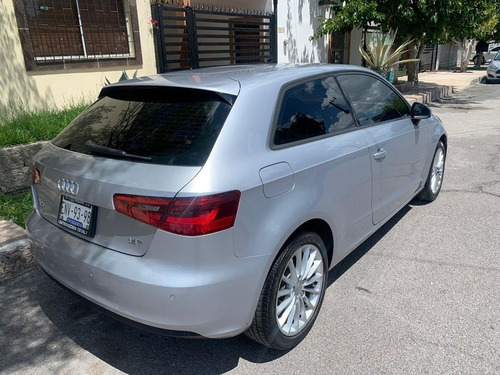 Imagen 4 de 9 de Audi A3 Hb 2015 Plata