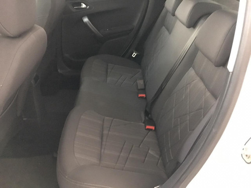 Peugeot 208 - Modelo Griffe - 1.6 - Ano 2015