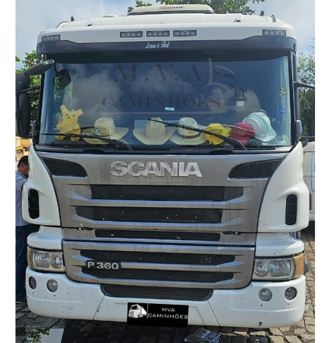 Scania P360 6x2 Ano 2014