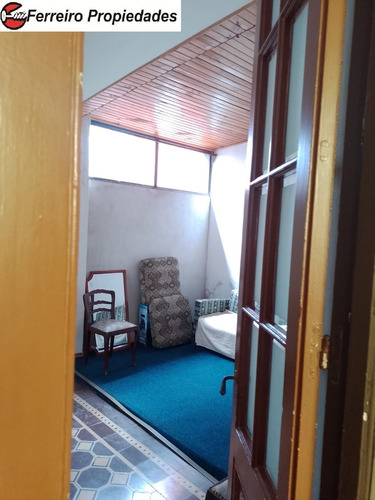 Imagen 29 de 30 de Casa Ph Pocitos Venta Al Frente 4 Dormitorios Cocina Baño Pallier Comedor Patio Buhardilla Y Azotea