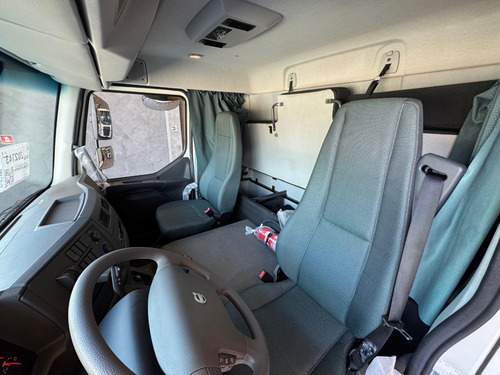 Caminhão Volvo Vm290 Lx 8x2 Cabine Leito Munck Argos 45t