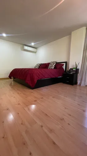 Casa En El Cafetal (5h/7b/4pe)