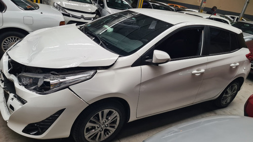 Toyota Yaris Xls 1.5 6m/t