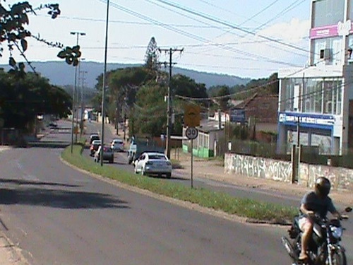 Casa À Venda Na Estrada João De Oliveira Remião, Lomba Do Pinheiro, Porto Alegre - Rs - Liv-13108