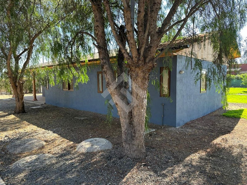 Arriendo En Tlgte Casa 3d 3b Con Piscina Y Riego En 1000 Mts