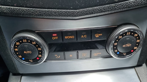 Imagen 4 de 25 de Mercedes-benz Clase C 2008 1.8 C200 Kompressor Avantgarde