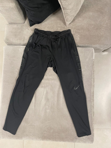 Chupín De Entrenamiento Fútbol Nike Elastizado (Usado)
