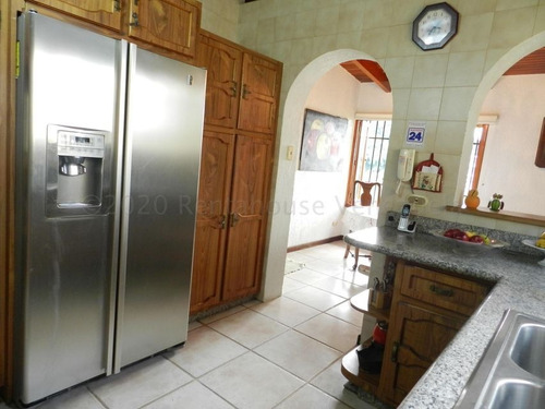 Imagen 8 de 15 de Mayerling Gonzalez Bm Vende Casa En Alto Hatillo Mls #21-6717