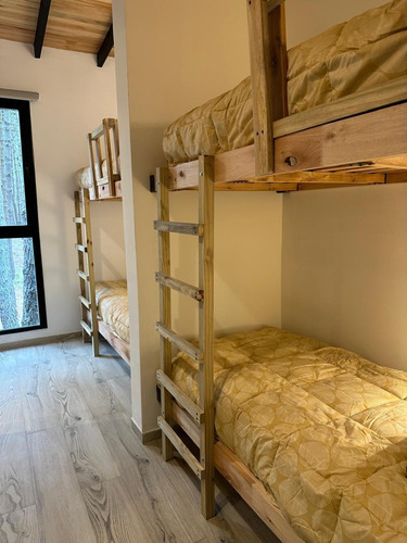 Barrio Cerrado Villarobles Cerca De Pinamar 6 Dormitorios En Suite, 7 Baños