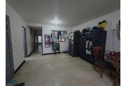 Apartamento Segundo Piso En Aranjuez, Medellín(mls#248482)