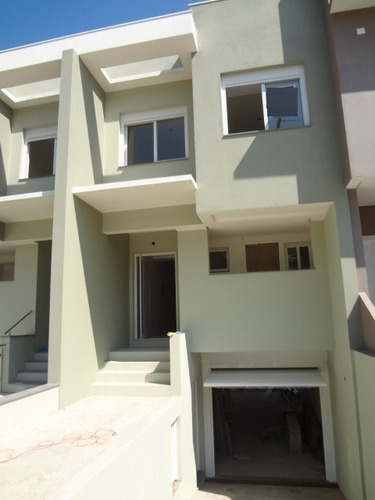 Casa Em Espirito Santo Com 3 Dormitórios - Vz2588