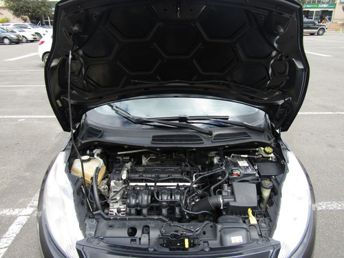 Ford Fiesta Titanium Ses Mt1600cc Aa
