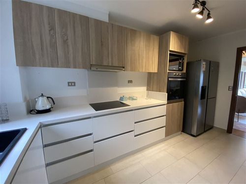 Hermoso Departamento En Venta De 4 Dorm. En Andalue