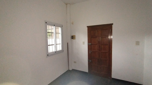 Imagen 20 de 20 de Casa Con Parque En Calle Gluck