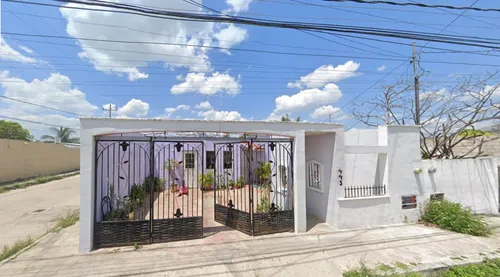 Sk09 Remate Bancario Casa En C. 30 445, Juan Pablo Ii, Mérida
