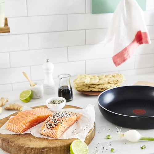 Sarten Tefal Titanium Force 32cm | Antiadherente Con Titanio Color Negro/particulas De Titanio