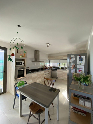 Imagen 7 de 27 de Venta Casa B° Palmares Valley