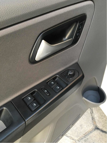 Imagen 20 de 22 de Volkswagen Suran 1.6 Highline I-motion
