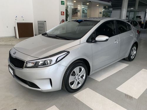 Imagen 4 de 15 de Kia Forte 2018 2.0 L 4 P At