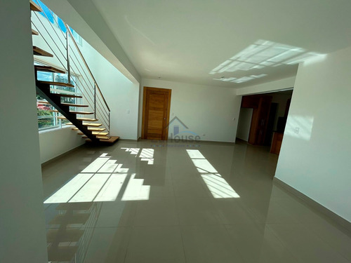 Penthouse Nuevo En Venta En Thomen, Santiago Wpa137