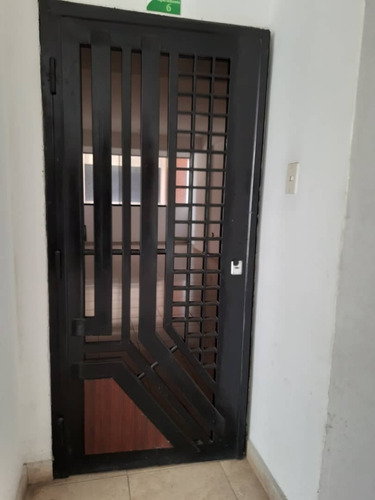 Imagen 12 de 19 de Fernando Guerrero Vende Apartamento En Tazajal Res Araguaney Suites