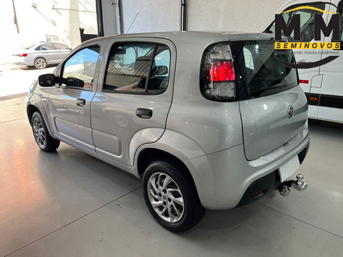 Fiat Uno 1.0 EVO ATTRACTIVE 8V FLEX 4P MANUAL