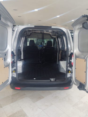Imagen 15 de 15 de Ford Transit Courier