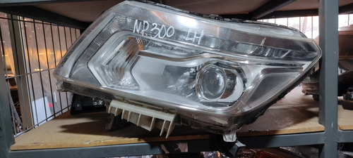 Óptico Nissan Np300 Izquierdo Lupa Led Le