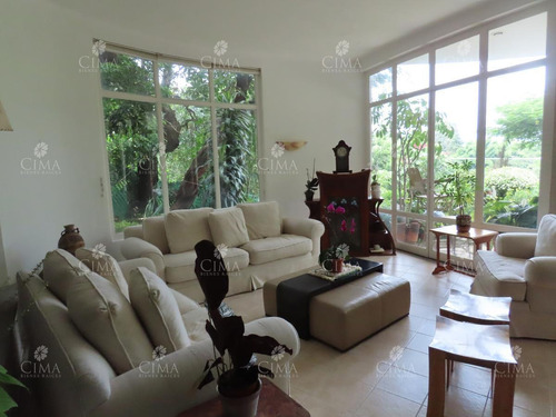 Imagen 12 de 30 de Venta Casa Moderna Con Vista Y Alberca En Cuernavaca - V72