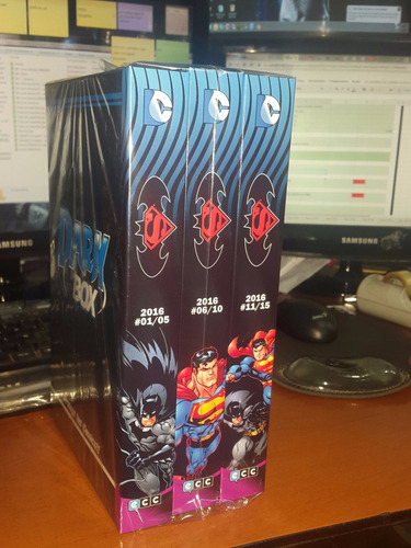 Darkbox Estuche Batman / Superman De Clarin Ecc Dc Comics