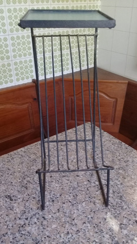 Mesa Para Teléfono Con Revistero En Hierro Y Cerámica