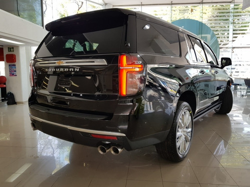 Chevrolet Suburban 2021 5.4 Premier Piel 4x4 At