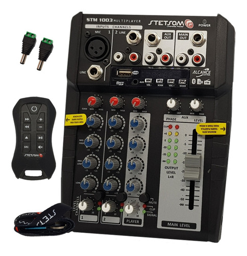 Imagem 2 de 5 de Mesa De Som Automotivo Stm1003 3 Canais Multiplayer 12v