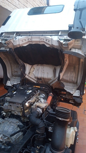 Imagen 8 de 13 de Isuzu Elf 300