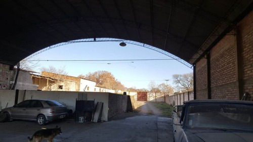 Imagen 3 de 13 de Vendo Propiedad Con Galpones Y Casa Centrico