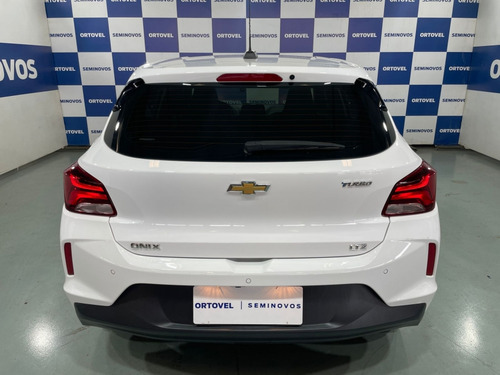 Chevrolet Onix 1.0 TURBO FLEX LTZ AUTOMÁTICO