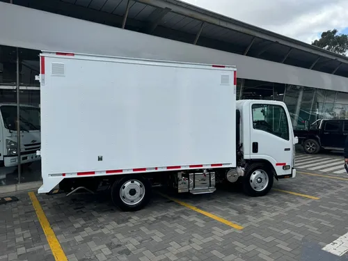 Chasis Nlr E6 2026 Lista Para Carrozar Entrega Inmediata