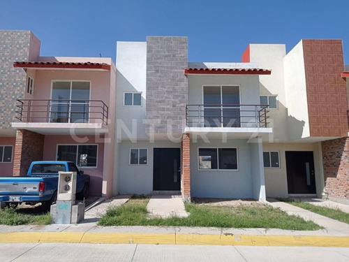 Casa En Venta En Bosques De San Juan, San Juan Del Río