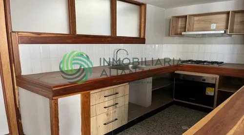 Apartamento En Venta En Cabecera Del Llano. Cod V61581