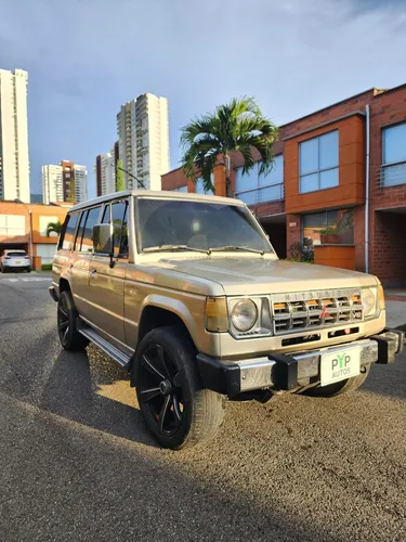 Mitsubishi Montero 3.0 V43 Wagon Status