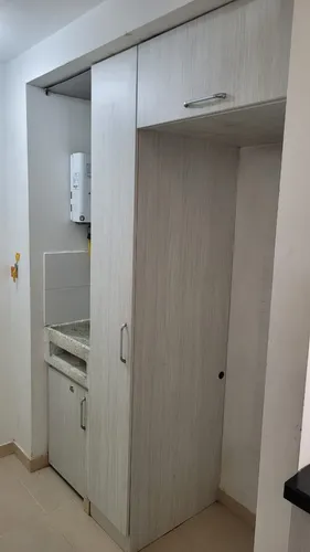 Apartamento Piso 16 En Cerro Azul.