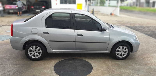 Renault Logan Authentique Hi-flex 1.0 4p 2009