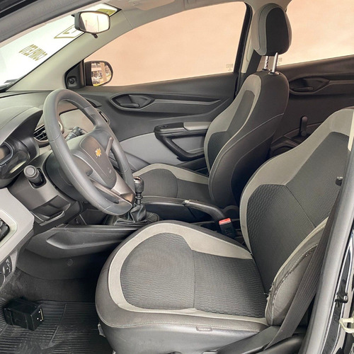 Imagem 9 de 13 de Chevrolet Ônix Flexpower 1.0 Lt 2015