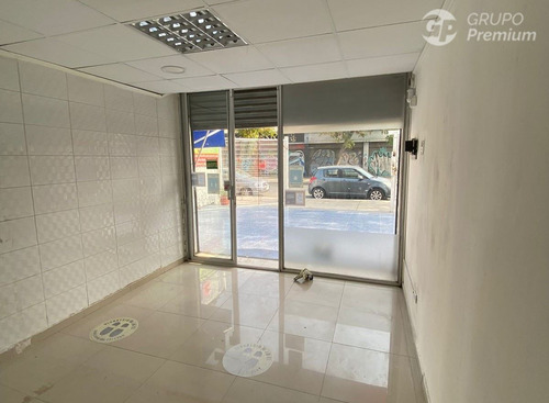 Local Comercial Funcionando En Venta / Inversión / Stgo.