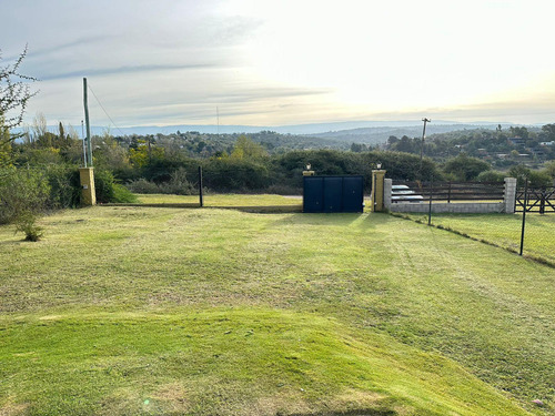 Casa En Venta A 50 M Del Lago, Potrero De Garay  