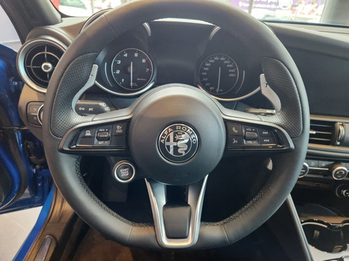 Imagen 13 de 14 de Alfa Romeo Giulia 280 Cv Veloce My 2023